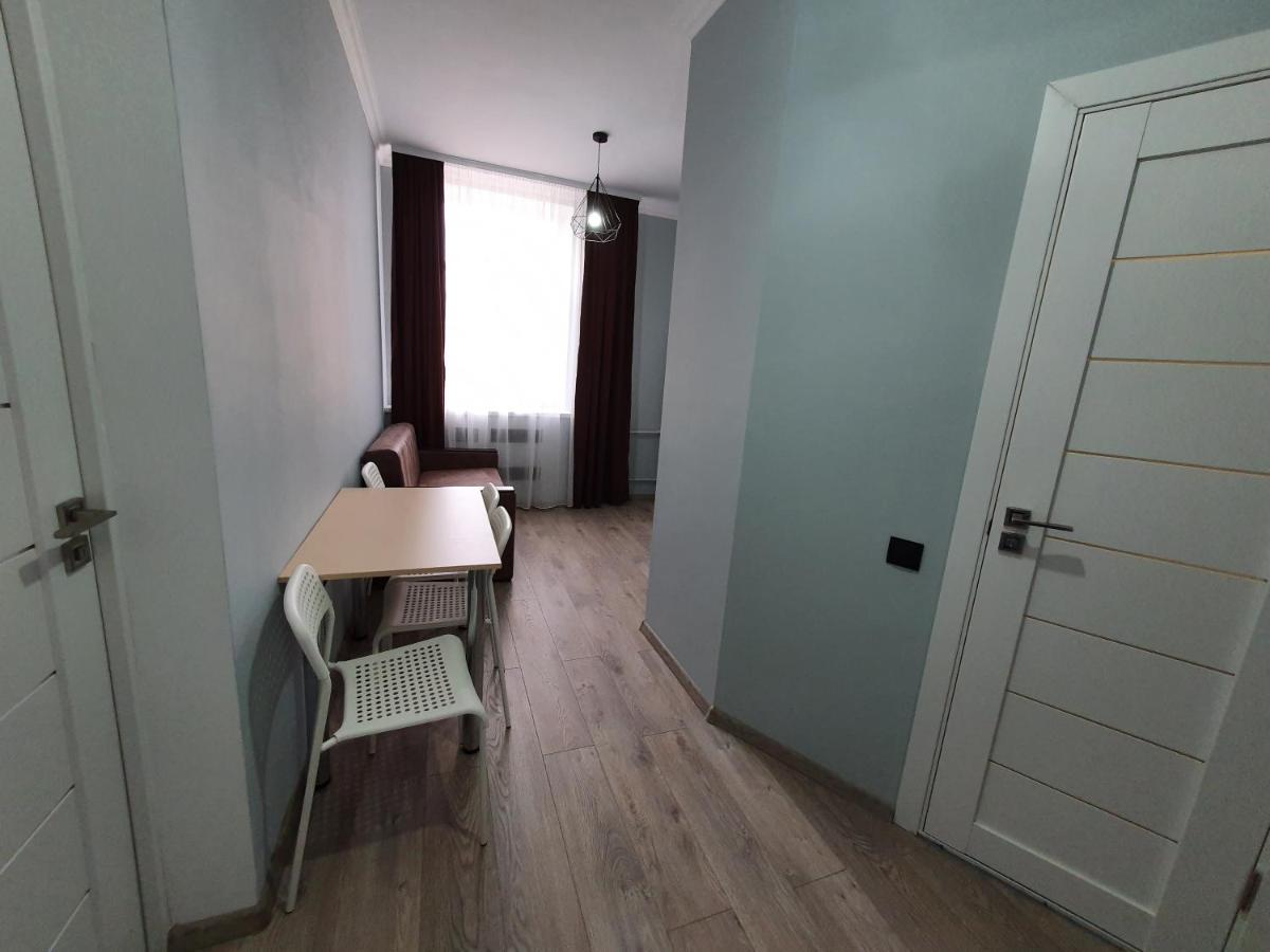 צ'יסינאו Park & Pedestrian Zone Apartment For4 מראה חיצוני תמונה